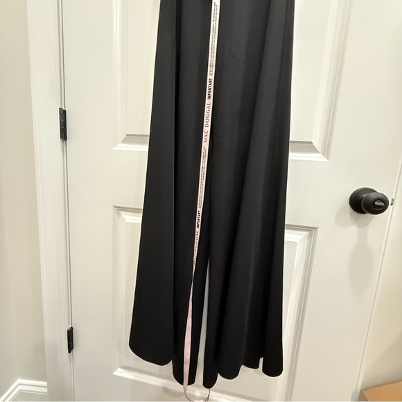 IEENA FOR MAC DUGGAL Black Sequined Cross Neck Halter Jumpsuit - Picture 6 of 11